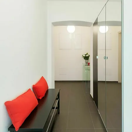 Soukenicka Apartment *